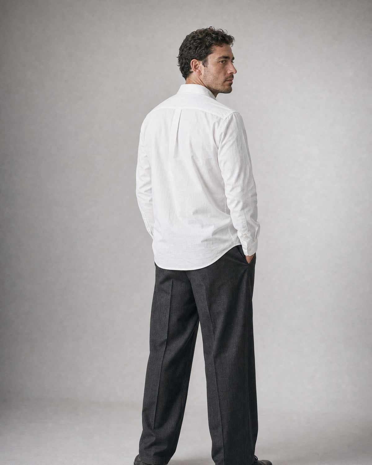 Men's Cotton Oxford Shirt worn, back | Belmorne