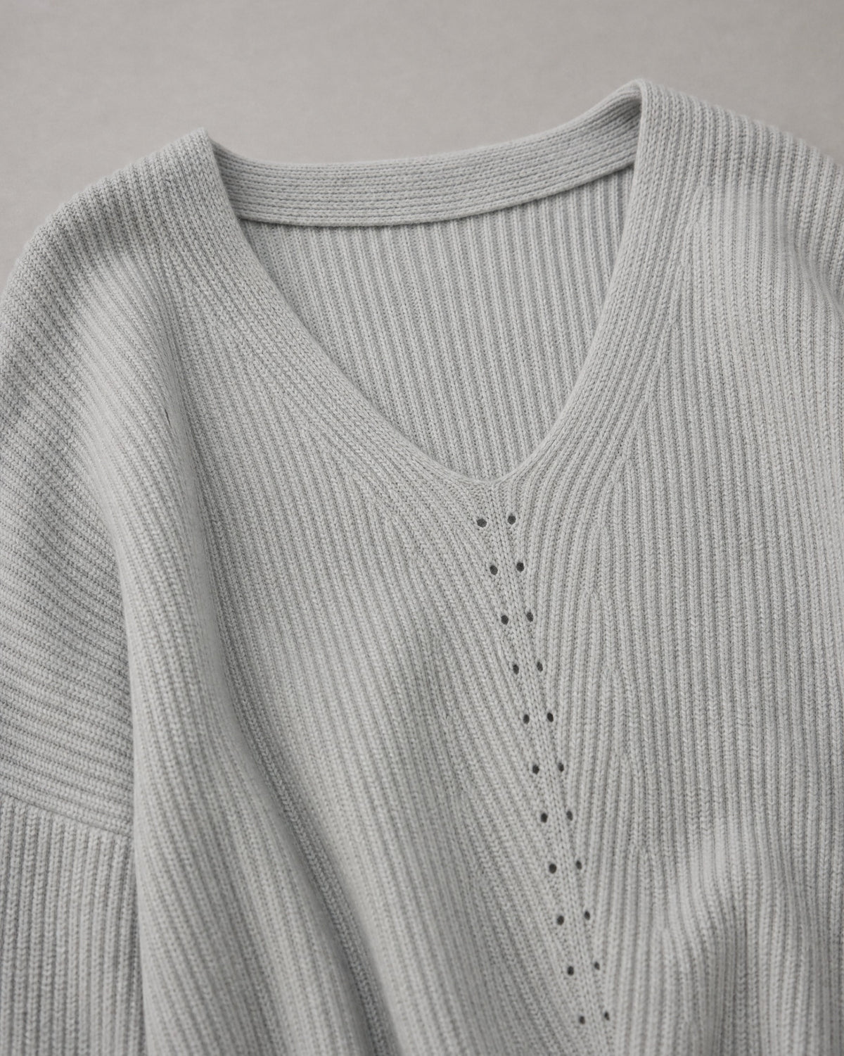 Women's V-Neck Sweater detail | Belmorne