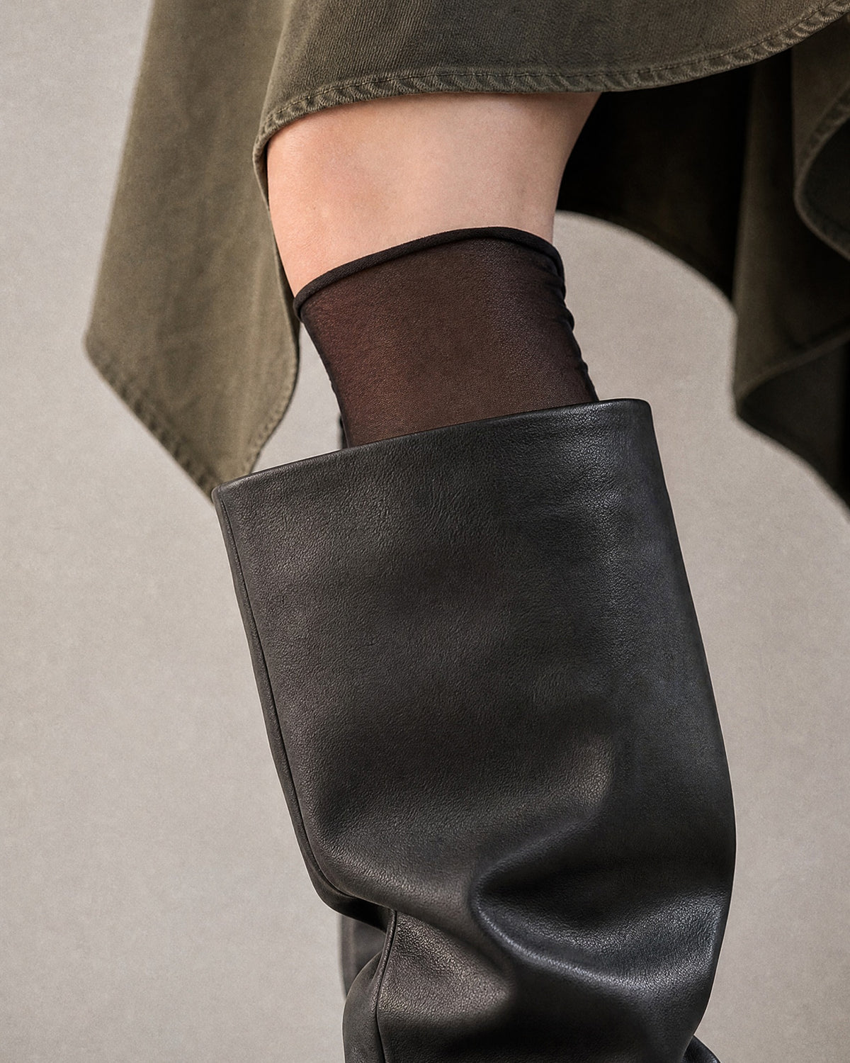 Women's Faux-Leather Fold-Over Boots detail | Belmorne