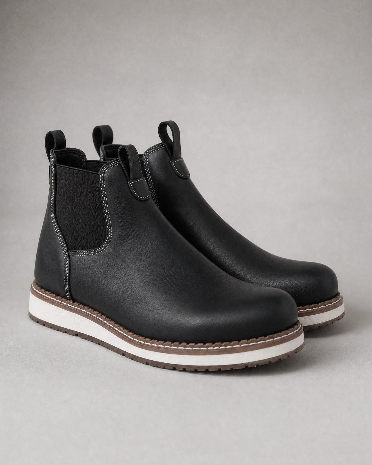 Men's Elastic-Side Ankle Boots in Black | Belmorne