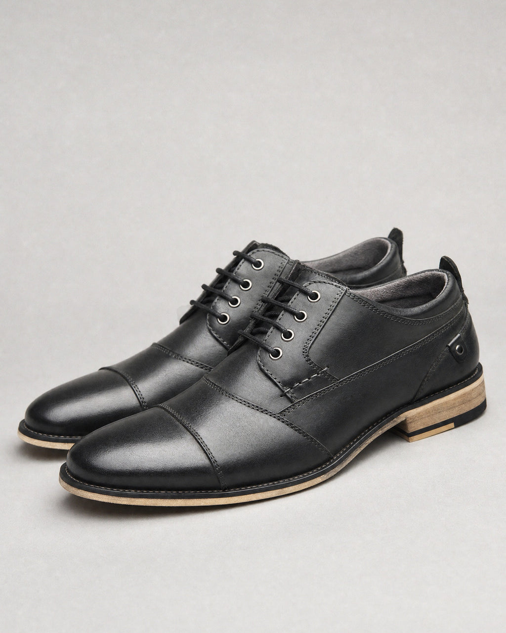 Men's Leather Lace-Up Shoes in Black | Belmorne