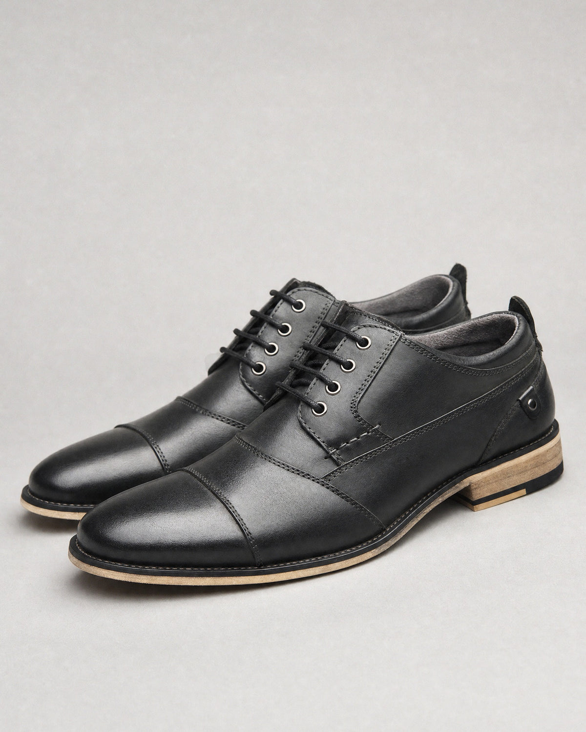 Men's Leather Lace-Up Shoes in Black | Belmorne