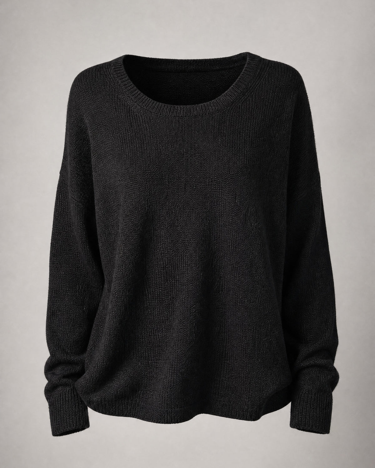 Women's Relaxed Crew-Neck Sweater in Black | Belmorne